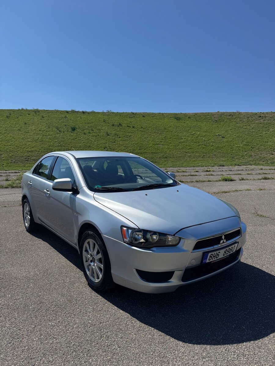 Prodám Mitsubishi Lancer |1.8 benzín | automat |
